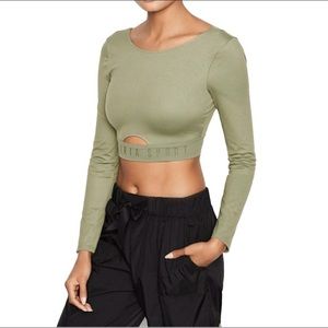 Victoria Sport Green Long Sleeve Crop Top